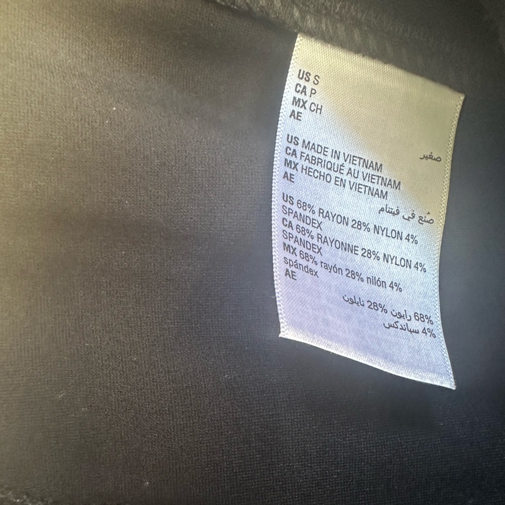 NWT (never worn) On 34th Black Skinny Leg, High Rise Pants, Size Small - Picture 6 of 12